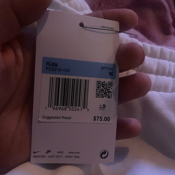 Nike Kids Sweat Pants- white- size kids medium. - Picture 3 of 3